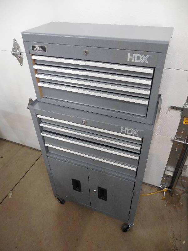 lot 15 image: HDX 24 in. 10-Drawer Tool Chest and Rolling Tool Cabinet Set, Grey