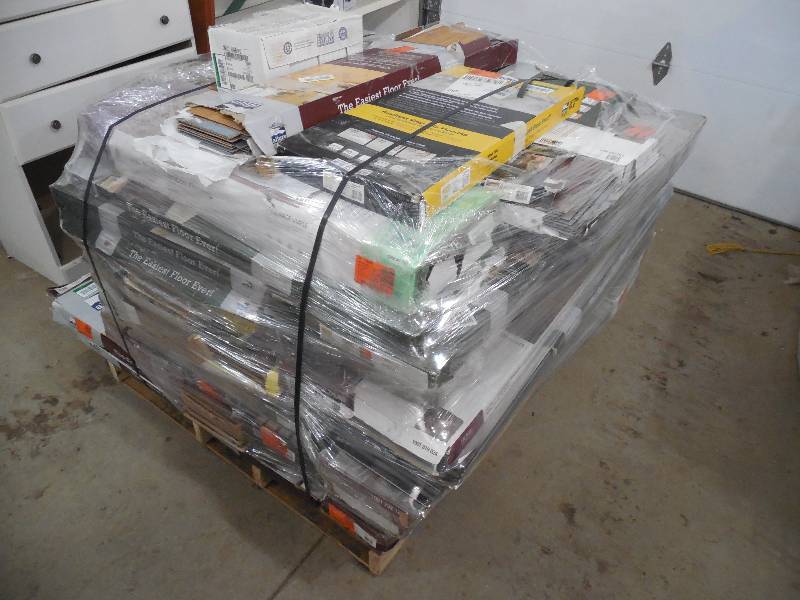 lot 5 image: PALLET LOT OF FLOORING