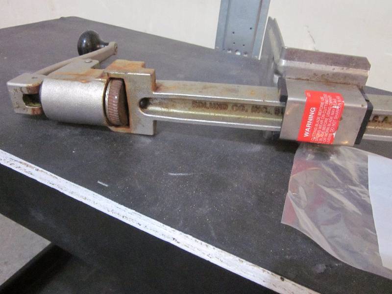 lot 19 image: Can Opener