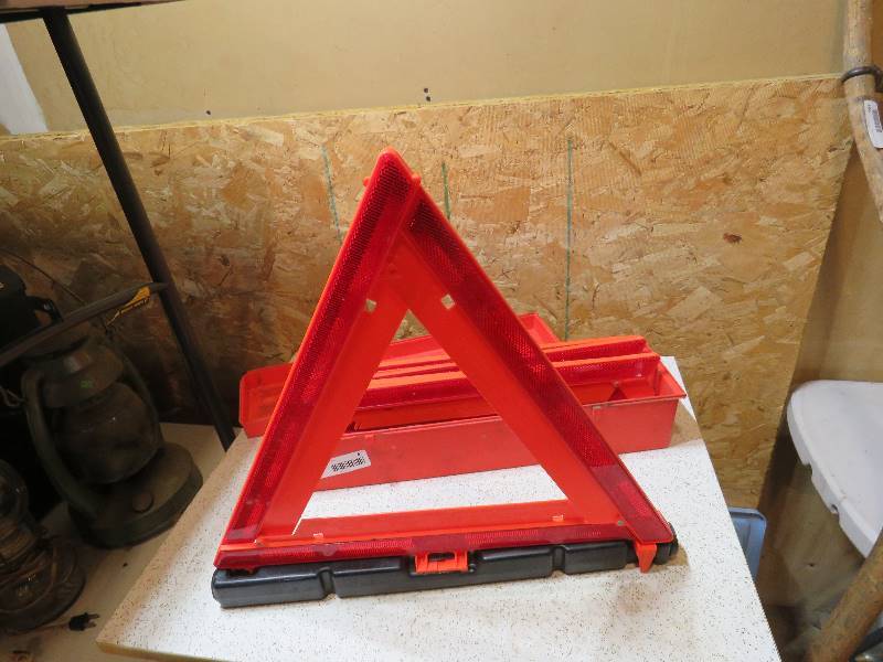 Emergency Warning Triangles