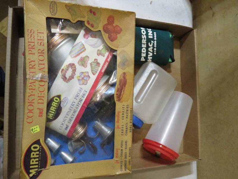 Vintage Cookie Press Set