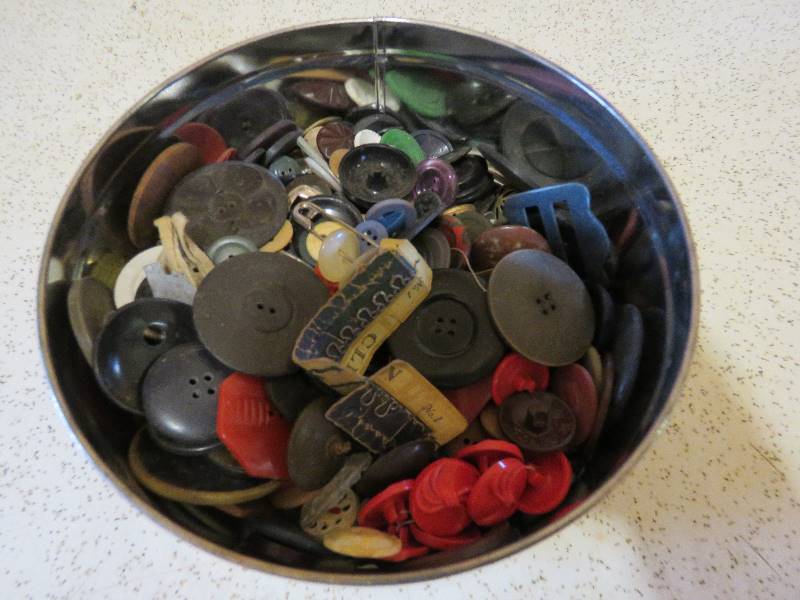 Buttons