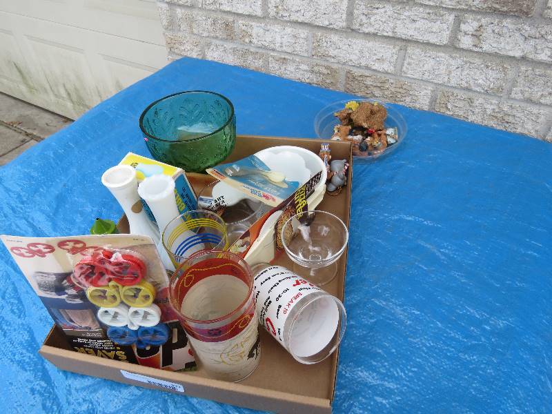Vintage Household Lot