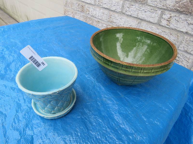 Vintage McCoy Pot