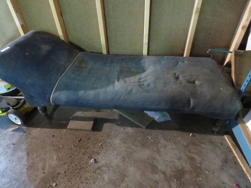 Vintage Day Bed