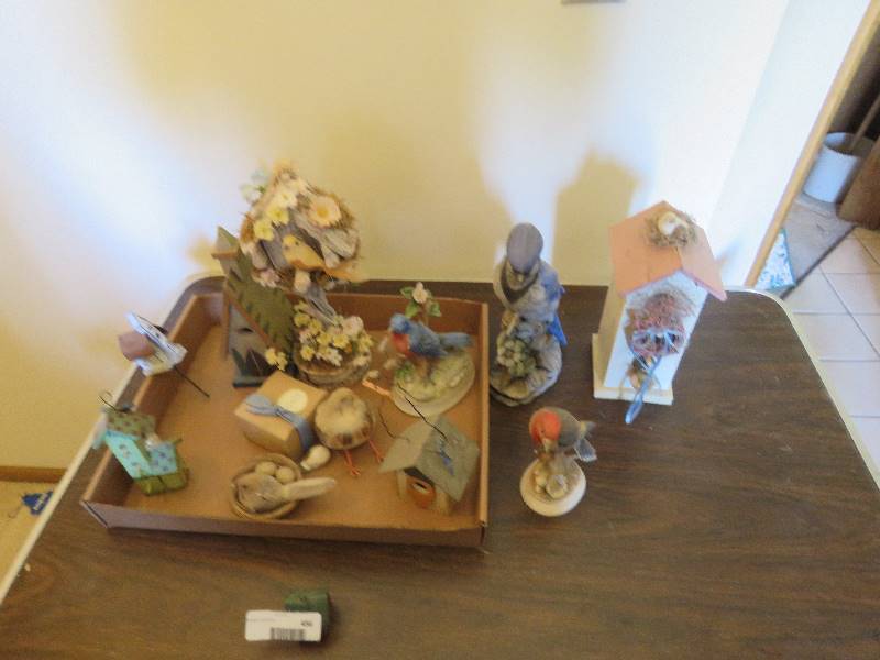 Bird Collectibles