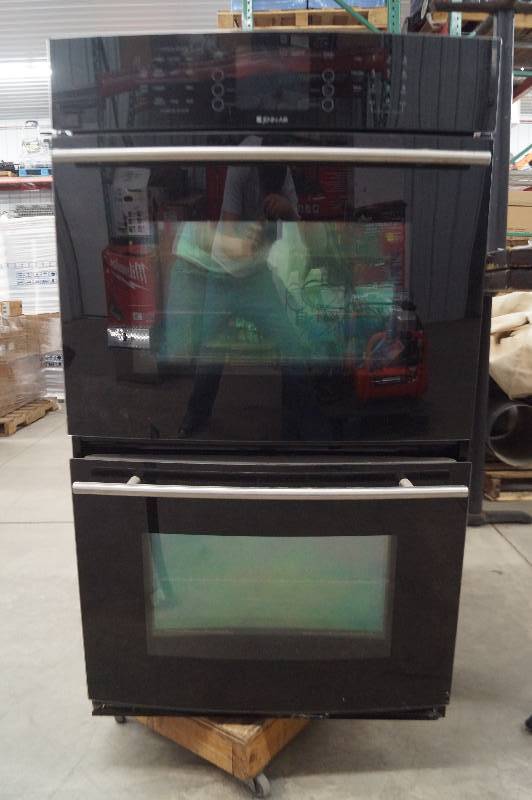 lot 16 image: Jenn Air Electric Double Oven