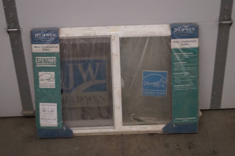 lot 42 image: Jeldwen Window