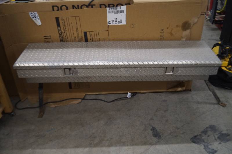 lot 59 image: Truck Toolbox