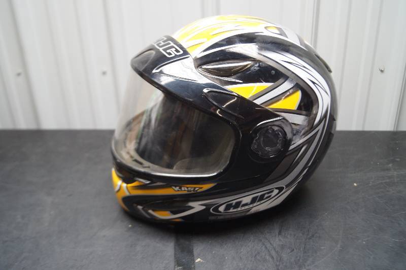 lot 72 image: Snowmobile Helmet