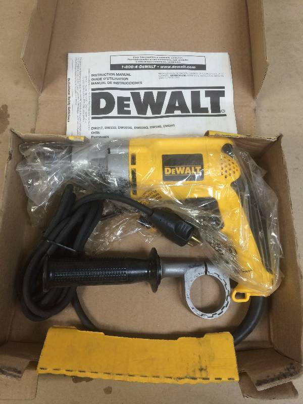 lot 7 image: DeWalt Drill