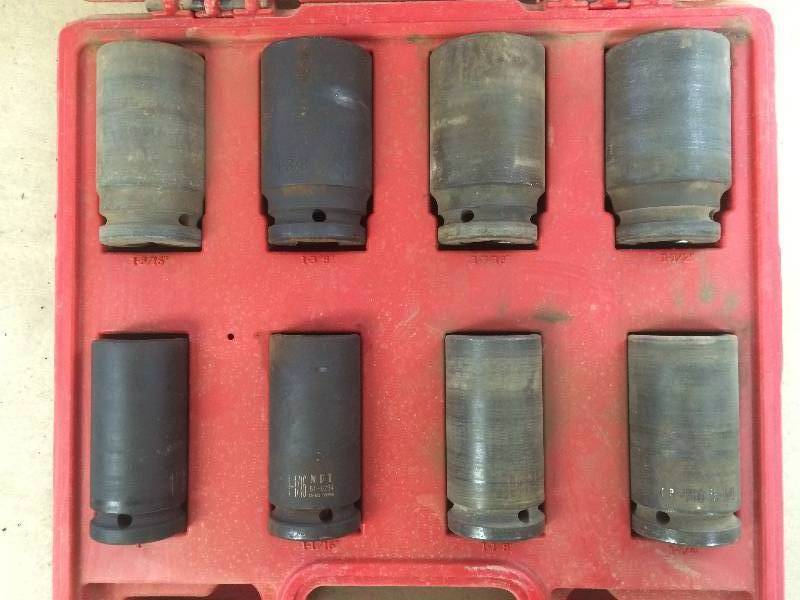 lot 31 image: 34 Drive SAE Impact Socket Set