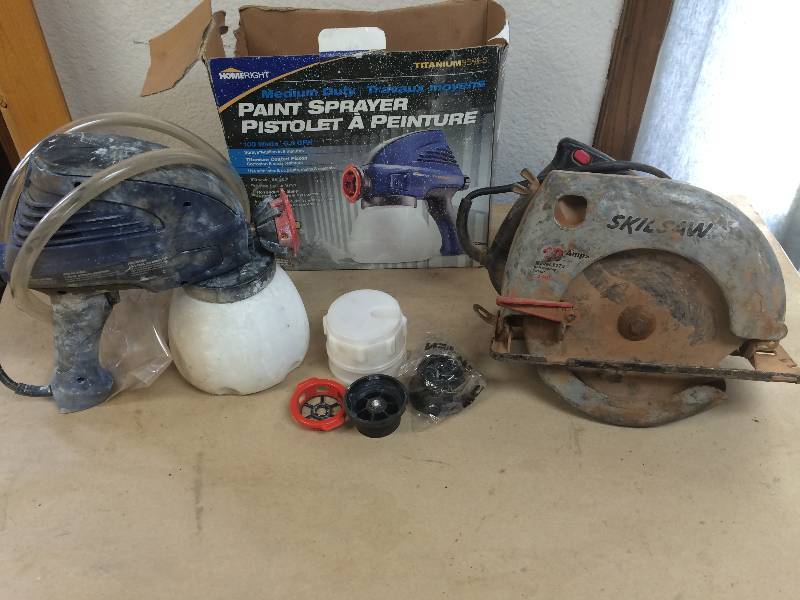 lot 33 image: Paint Sprayer & Skilsaw