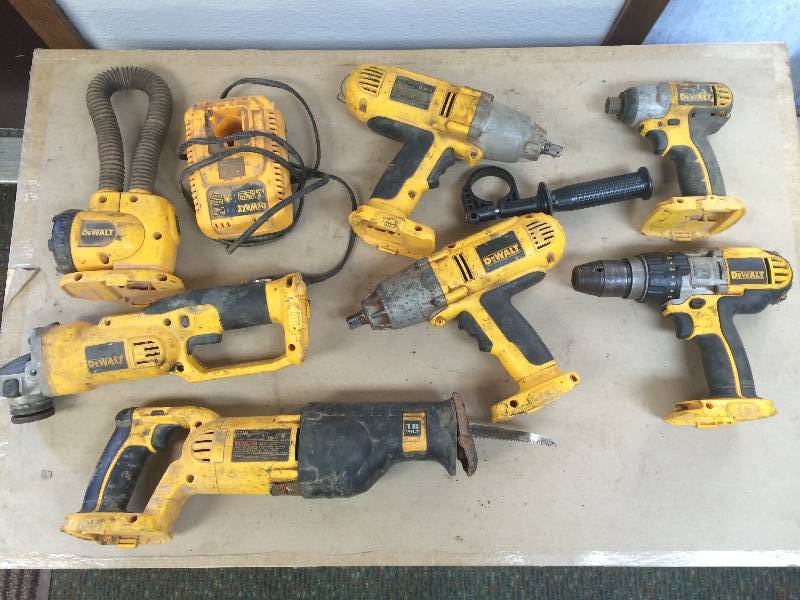 lot 37 image: DeWalt Cordless Tool Kit