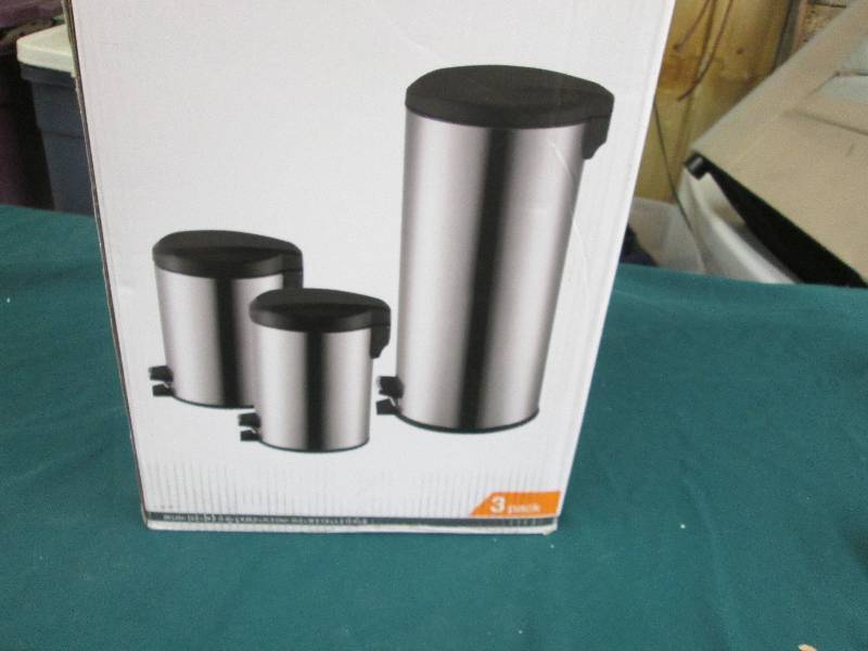 HDX Stainless Steel 38L and 2 5L S...