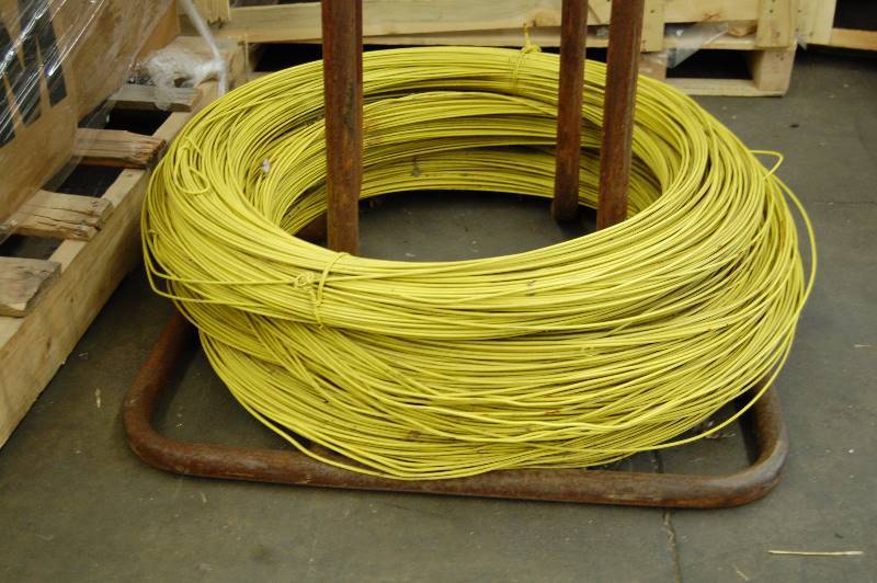 lot 3 image: 12Gauge Coated Steel Wire