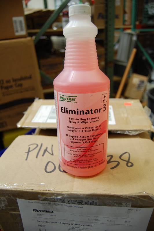 lot 31 image: 32oz Eliminator 3 Spray N Wipe Cleaner