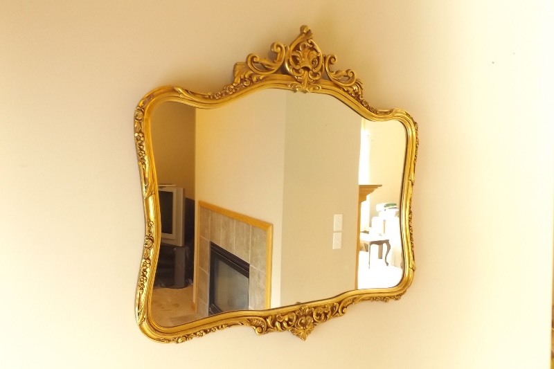 lot 54 image: 1940s Illinois Molding Decorative Wall Mirror