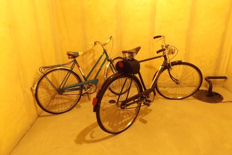 lot 91 image: 2 Adult Vintage Bikes
