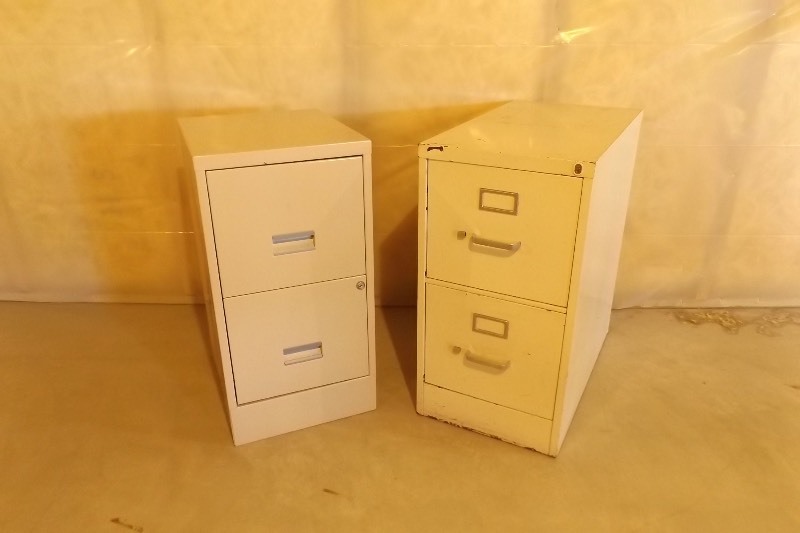 lot 102 image: 2 Metal Filing Cabinets