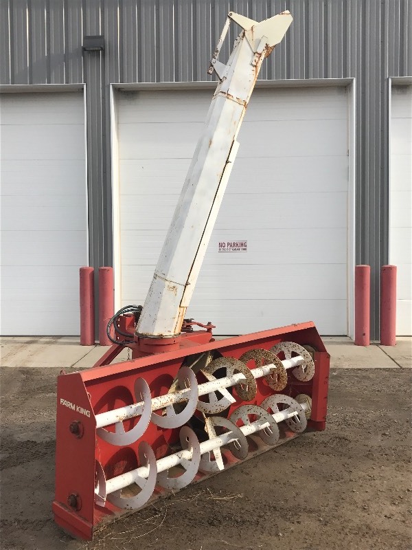 lot 3 image: Farm King Three-Point Snowblower