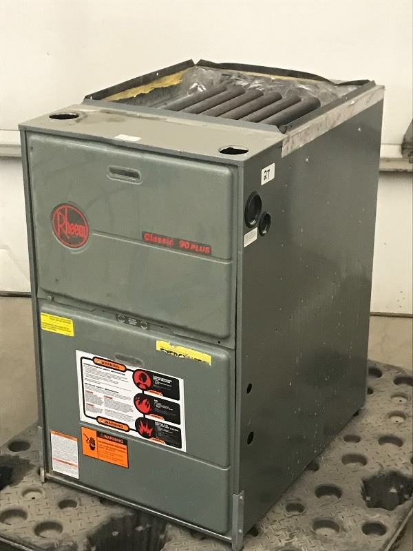 lot 27 image: Rheem Classic 90-Plus Natural Gas F...