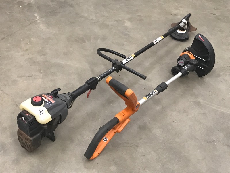 lot 41 image: (1) Worx Electric Trimmer (No Batte...
