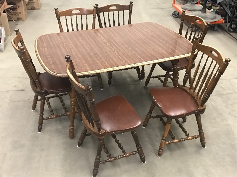 lot 50 image: Nice Wooden Dining Table With (1) L...