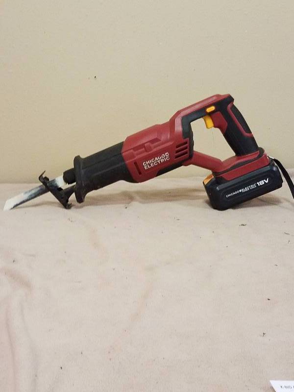 lot 48 image: Chicago Electric Saw z all