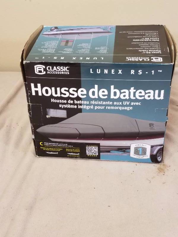 lot 50 image: Boat Cover NIB