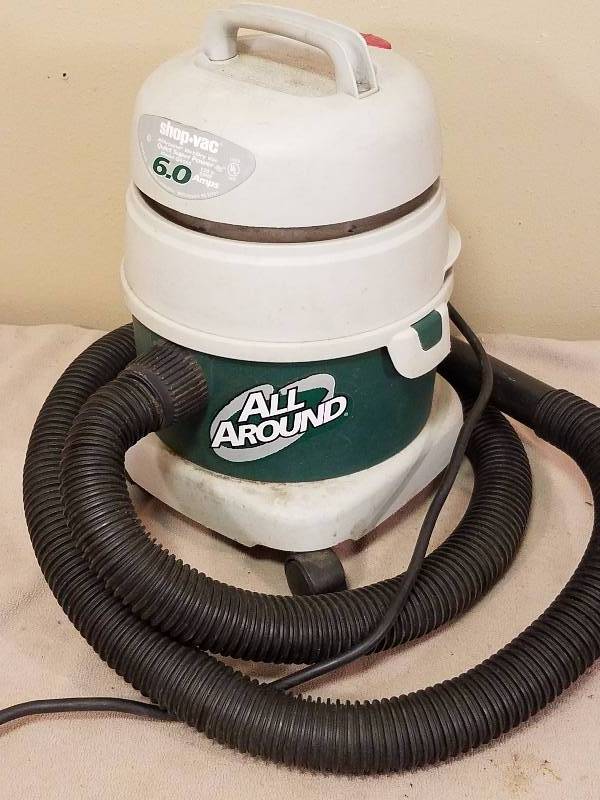 lot 51 image: All Around Mini Shop Vac