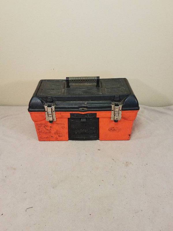 lot 52 image: Stanley Heavy Duty Plastic Tool Box