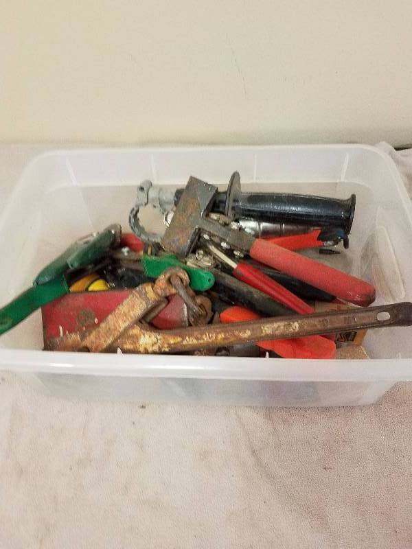 lot 64 image: Mixed Hand Tool Lot #12