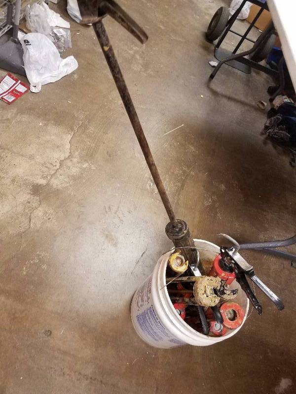 lot 68 image: Caulk Gun Lot