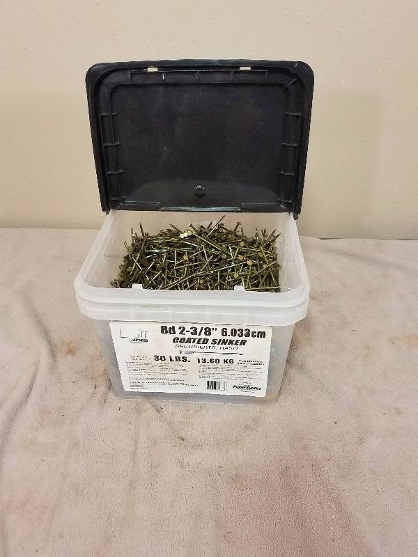 lot 86 image: 23 lbs. of 8d 2-38 Coated Sinkers