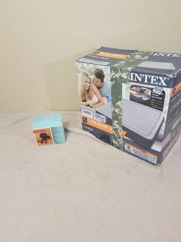 lot 160 image: Full Size  Air Mattress - With Pump