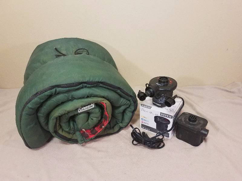 lot 163 image: Sleeping bag with Air Pumps