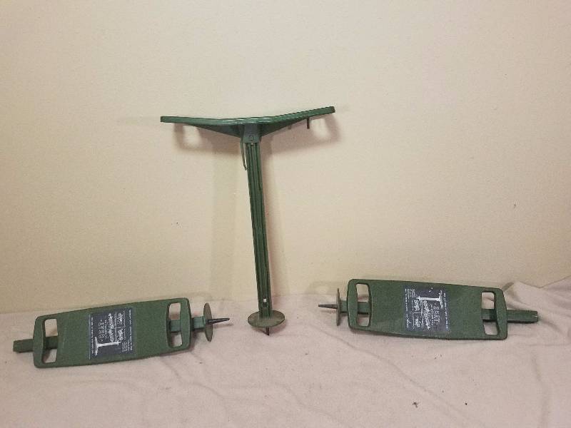 lot 170 image: 3 Camping Folding Compactable Chairs