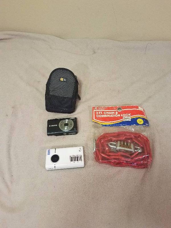 lot 174 image: Cameras and 3ft Bike Lock