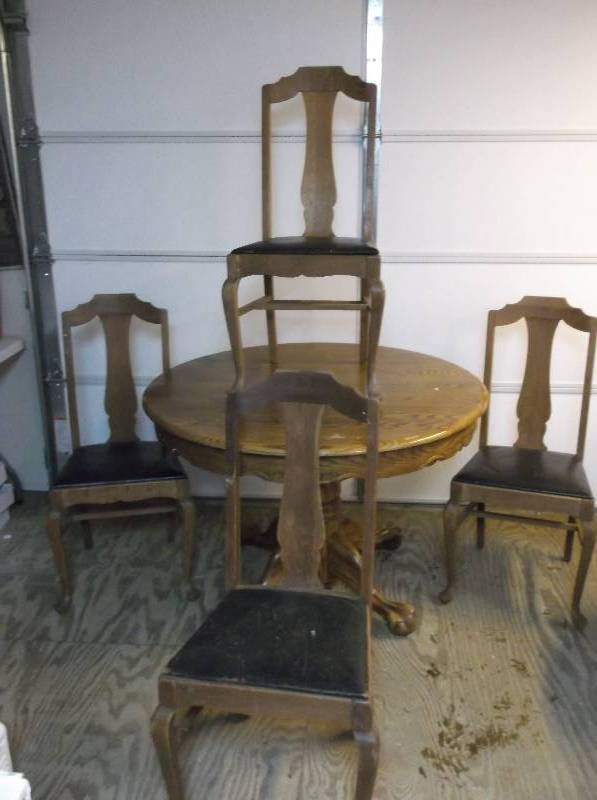 Dinning Table
