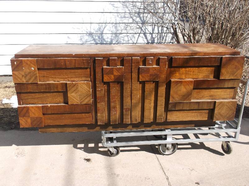Dresser