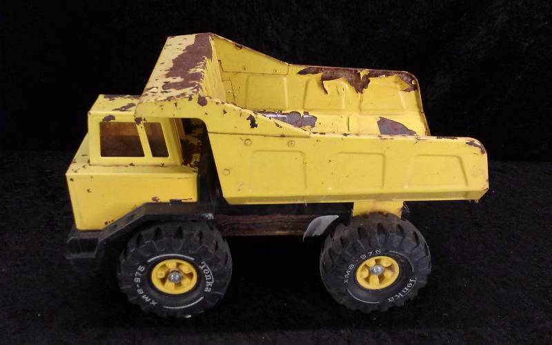 TONKA - Dump Truck