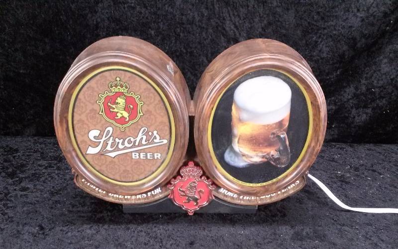 Strohs Beer Lighted Cash Register Display - Works