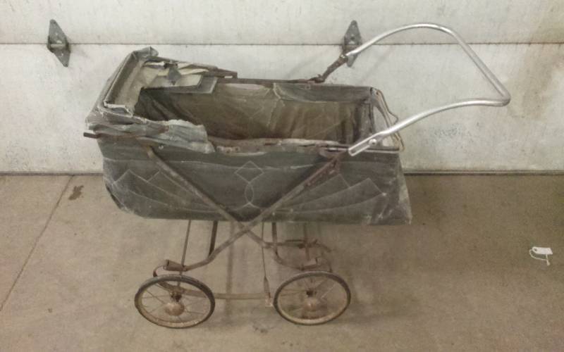 Antique Baby Buggy