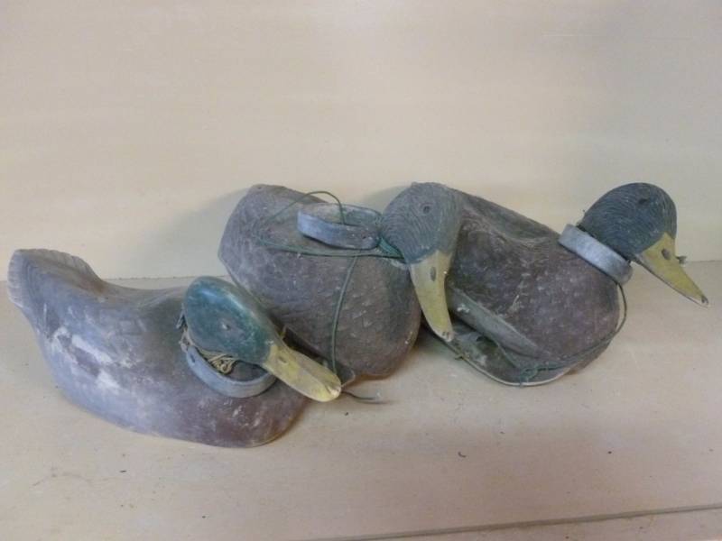 lot 28 image: Vintage Duck Decoys