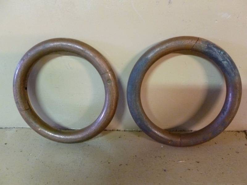 lot 35 image: Vintage Bull Nose Rings