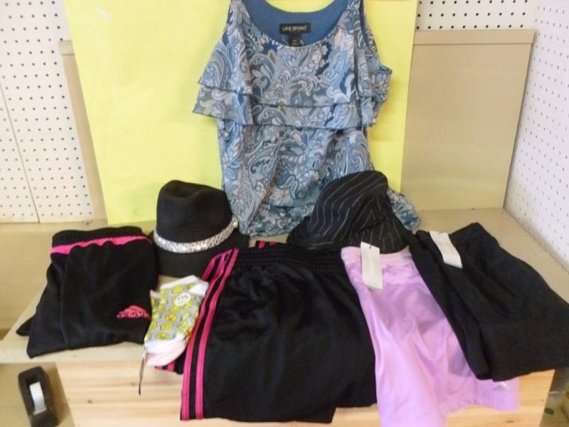 lot 82 image: New Clothes