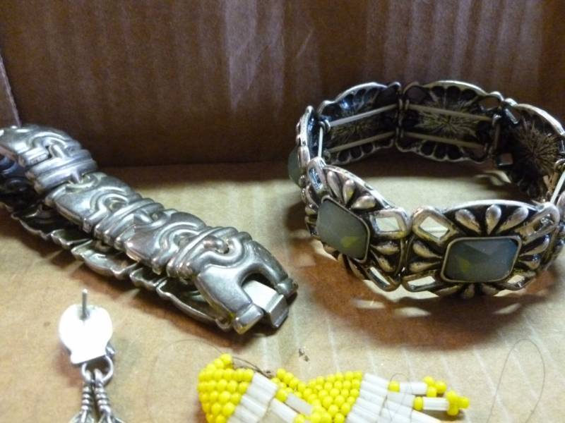 lot 146 image: Native American Themed