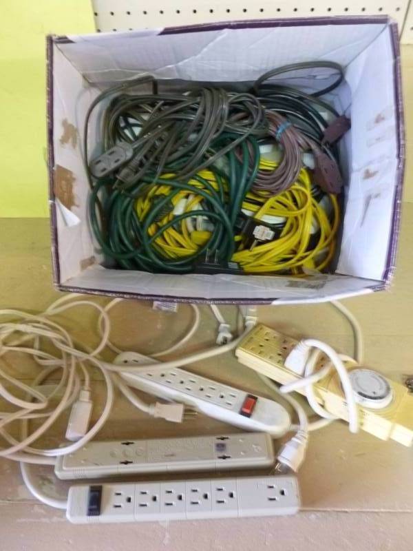 lot 165 image: Extension Cords