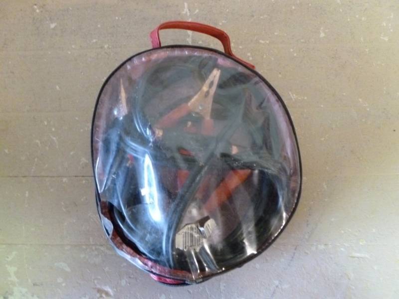 lot 212 image: Jumper Cables